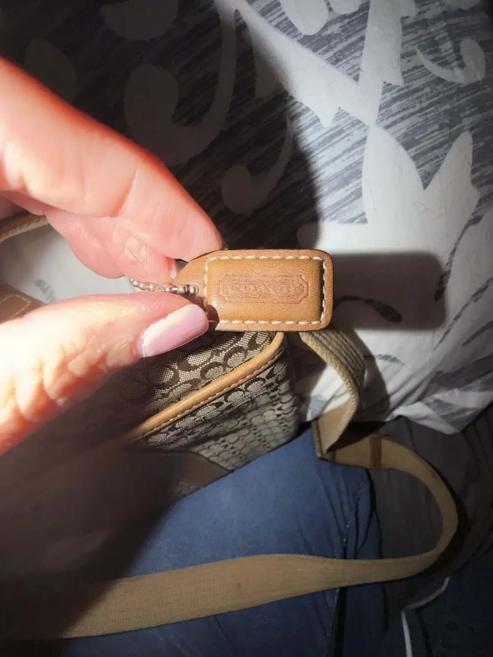 Coach Signature Canvas Slim Crossbody Swingpack Bag